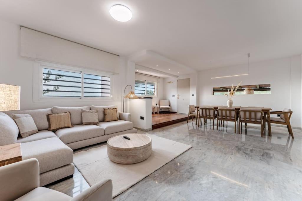 Exclusive With Sea View Near Center Holiday home Malaga